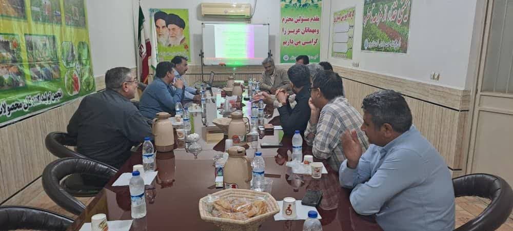 نشست تخصصی اهمیت تشکلات تعاون روستایی در شرکت سبزینه